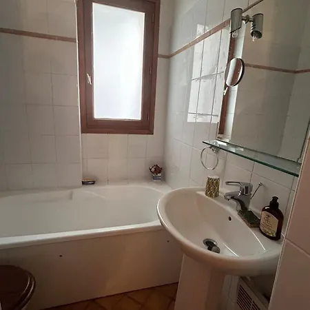 Stpaul1 Appt Rive Droite Centre Marais Apartman *